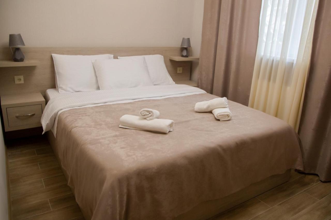 Family Hotel Triston Tbilisi Eksteriør billede