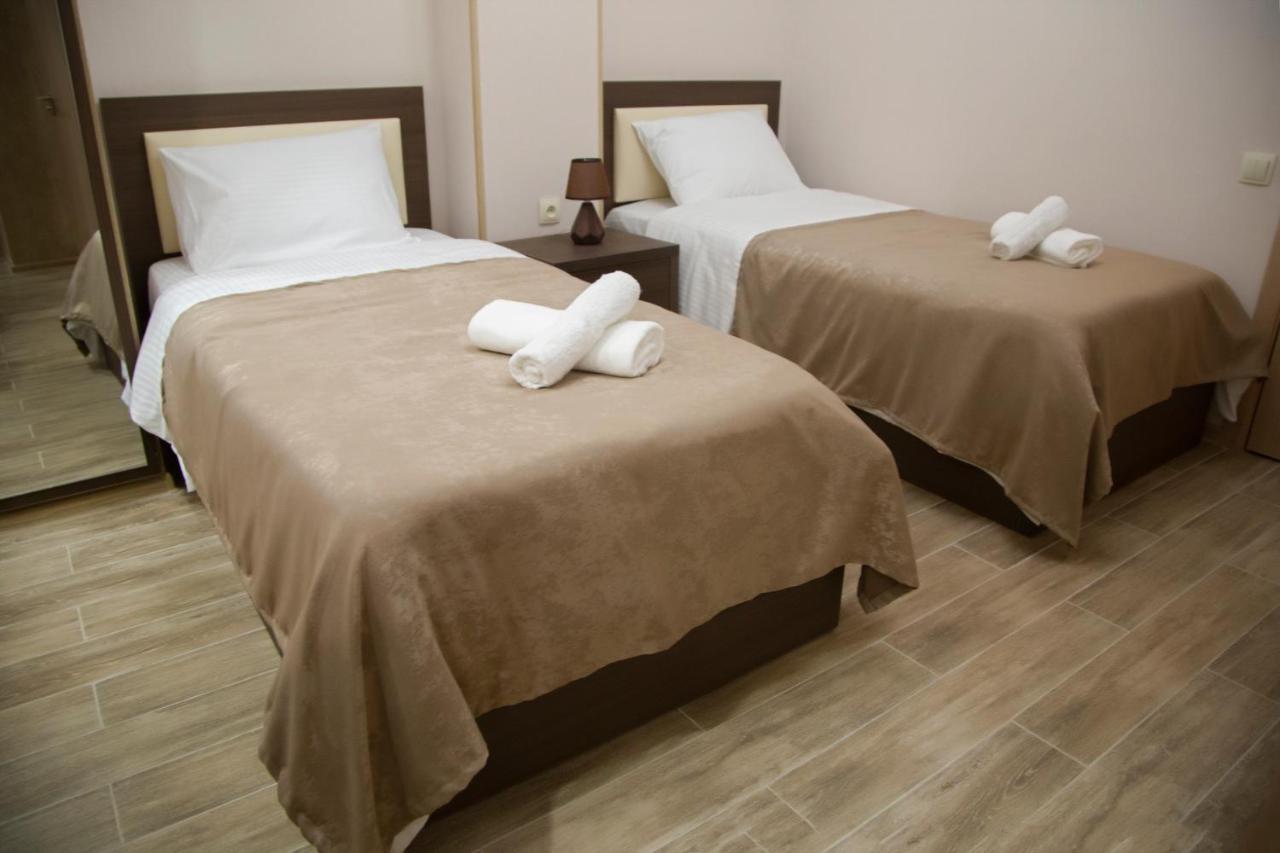 Family Hotel Triston Tbilisi Eksteriør billede