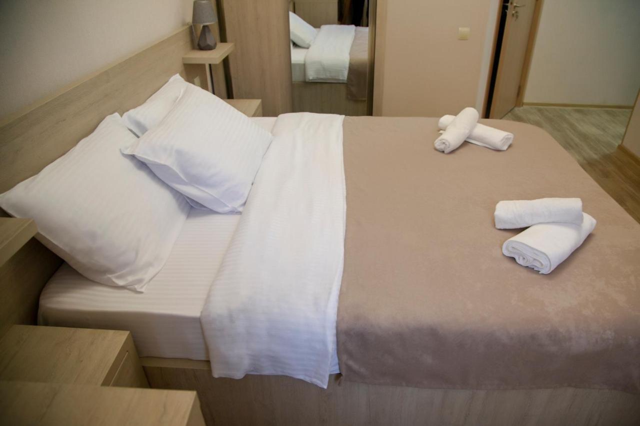 Family Hotel Triston Tbilisi Eksteriør billede